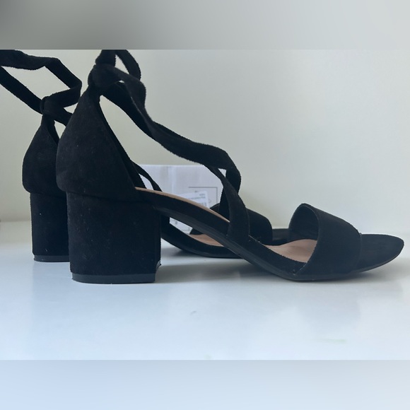 Trufox Marci Black Strappy Suede Faux Size 8 - Picture 11 of 16